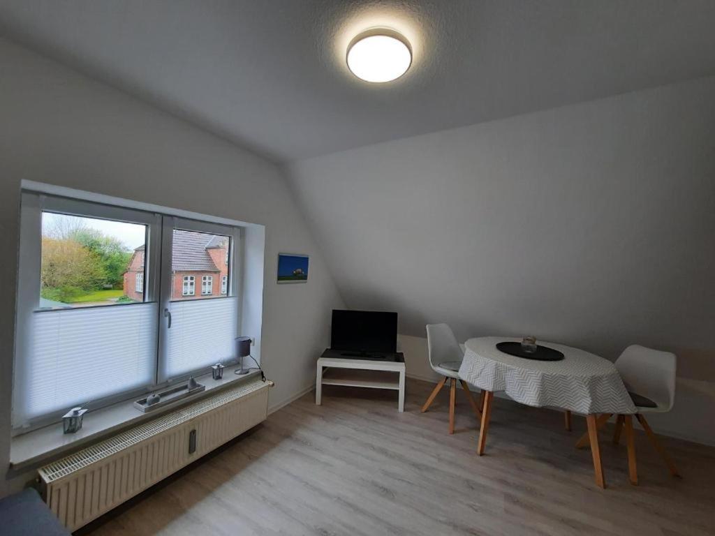Apartamento Haus Edel Wesselburen Exterior foto